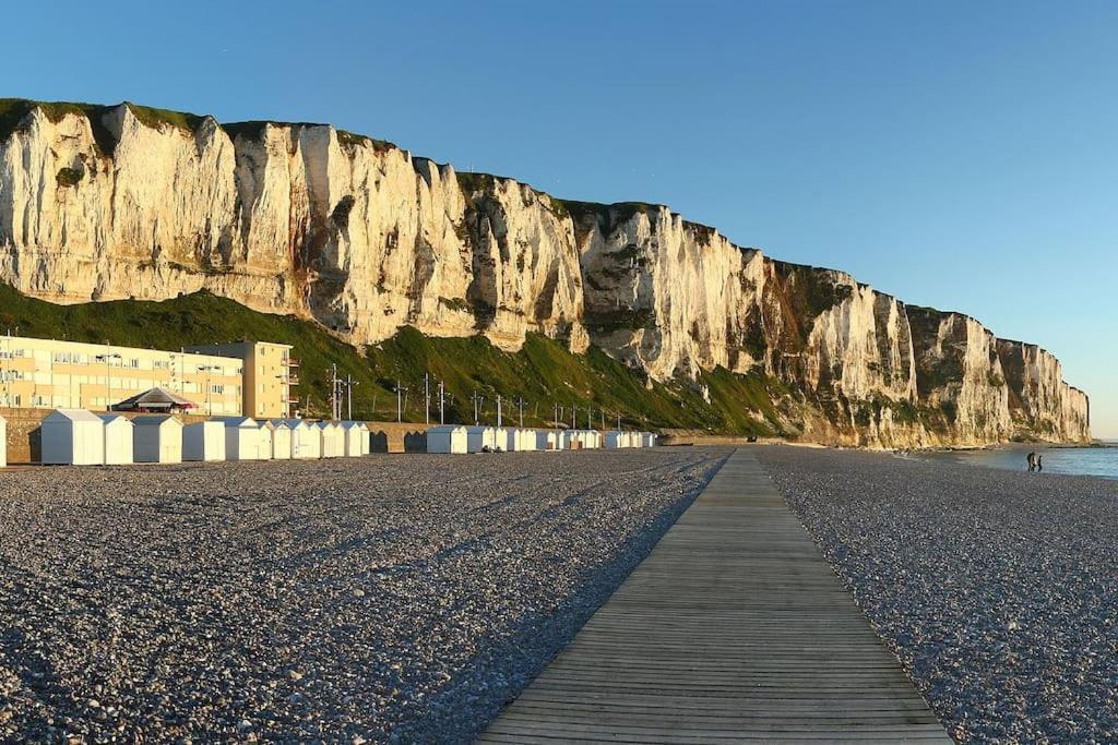 La Verriere. Les Locations Isahora C'Est Aussi Plusieurs Appart' De Standing A 2 Pas Du Chateau D'Eu, Des Falaises Du Treport, De Mers Les Bains Et Aux Portes De La Baie De Somme Э (Приморская Сена) Экстерьер фото