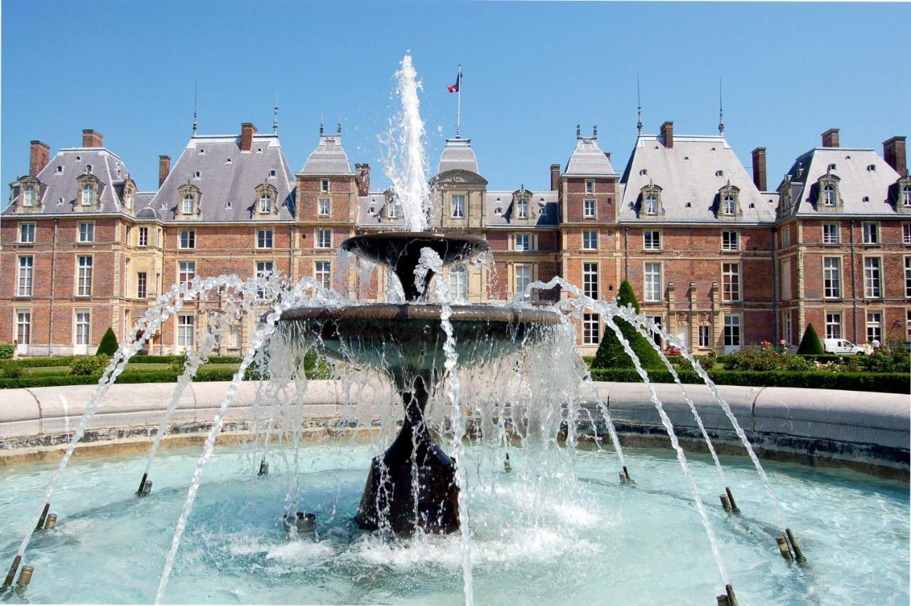 La Verriere. Les Locations Isahora C'Est Aussi Plusieurs Appart' De Standing A 2 Pas Du Chateau D'Eu, Des Falaises Du Treport, De Mers Les Bains Et Aux Portes De La Baie De Somme Э (Приморская Сена) Экстерьер фото